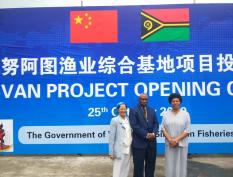 wendy 代表ump政党祝贺中瓦第一个合作项目